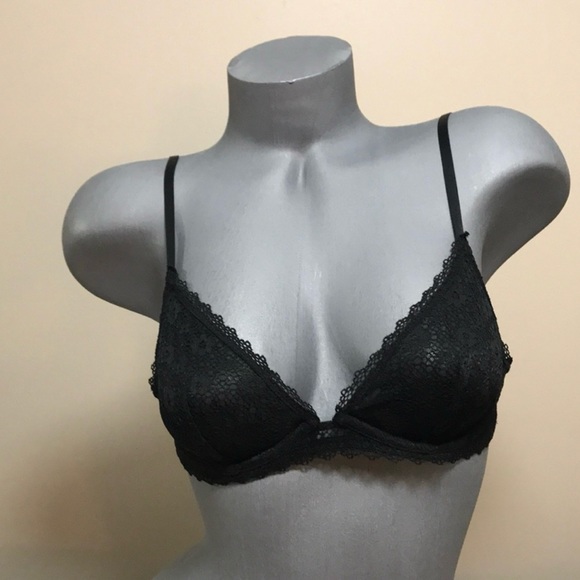 Victoria’s Secret Bralette Bra Daisy Lace Underwire Unlined Size Small.NWT - Picture 2 of 6